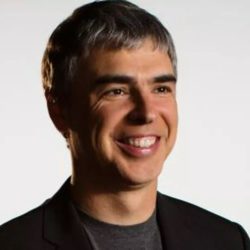 Larry Page, de son nom complet Lawrence Edward Page, est un informaticien et entrepreneur américain né le 26 mars 1973 à East Lansing dans le Michigan. Il est connu pour avoir créé avec Sergey Brin le moteur de recherche Google, ainsi que l’entreprise Alphabet qui chapeaute Google et d’autres filiales.