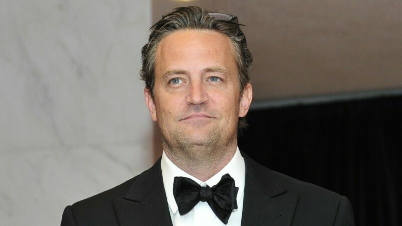 Matthew Perry, l’un des visages les plus célèbres de la télévision américaine, est décédé samedi 28 octobre à l’âge de 54 ans. 