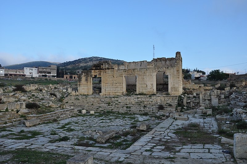 L’histoire des Byzantins au Maroc est une période peu connue mais intéressante de l’histoire du Maghreb. Les Byzantins étaient les héritiers de l’Empire romain d’Orient, qui avait conservé une partie de l’Afrique du Nord après la chute de l’Empire romain d’Occident au Ve siècle.