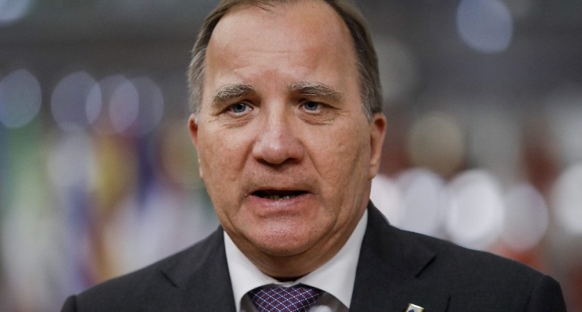 Stefan Löfven est un homme politique et syndicaliste suédois, qui a été Premier ministre de Suède de 2014 à 2021. Il a dirigé une coalition de centre gauche entre le Parti social-démocrate suédois des travailleurs (SAP) et le Parti de l’environnement Les Verts (MP), qui a dû faire face à plusieurs crises politiques et sociales durant son mandat.