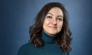 Zineb Mekouar, voix littéraire marocaine primée par l’Académie française