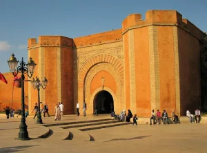 Paroles d’eau L’art de la Halqa éclaire Bab El Had à Rabat