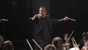 Un voyage musical transcendant au Théâtre Mohammed V de Rabat avec Adnane Matrone